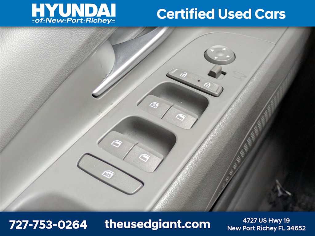 Thumbnail: 2023 Hyundai Elantra - 23