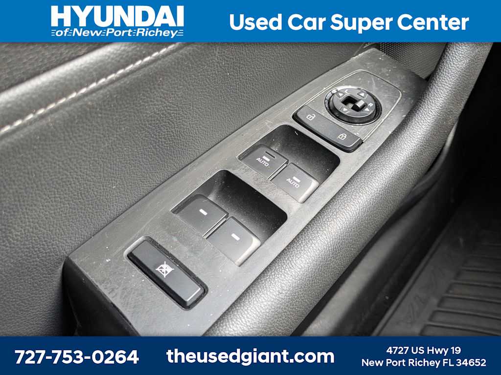 Thumbnail: 2015 Hyundai Sonata - 34
