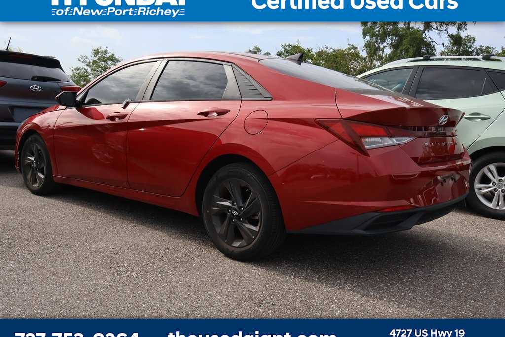 2021 Hyundai Elantra SEL 2