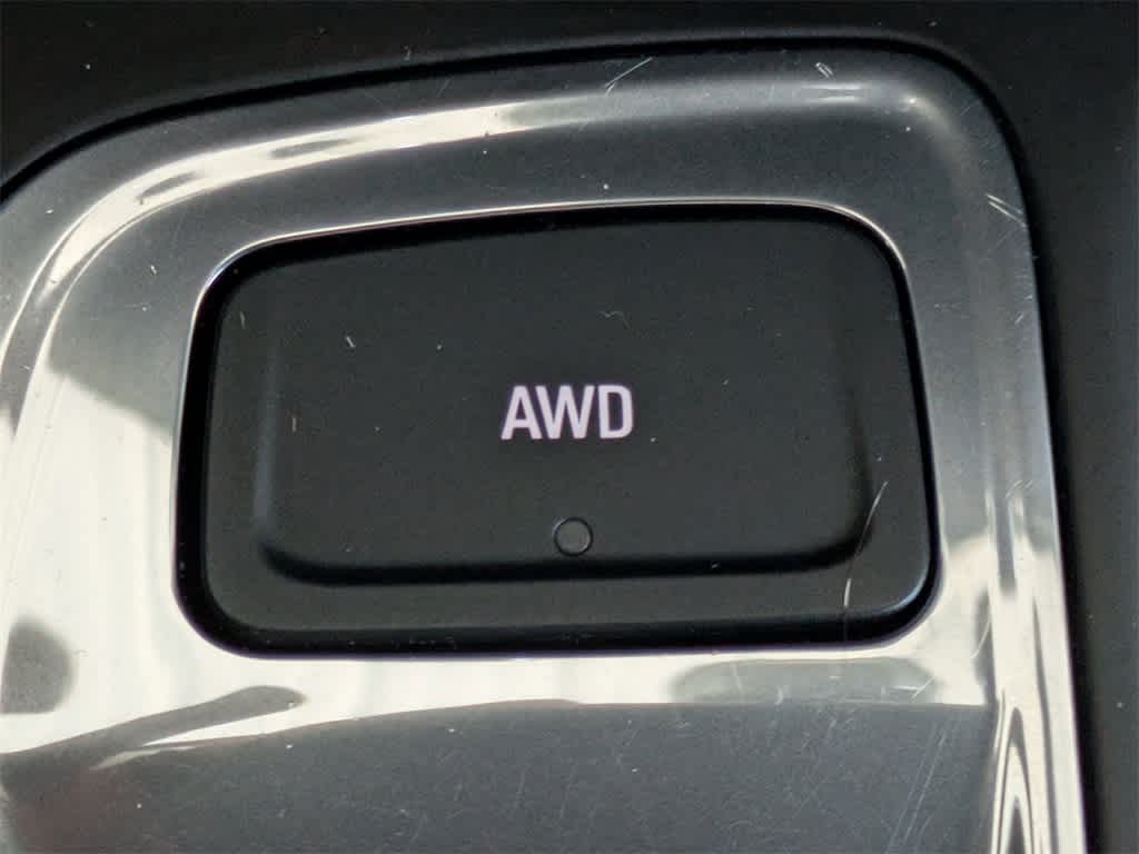 Thumbnail: 2021 Chevrolet Equinox - 26