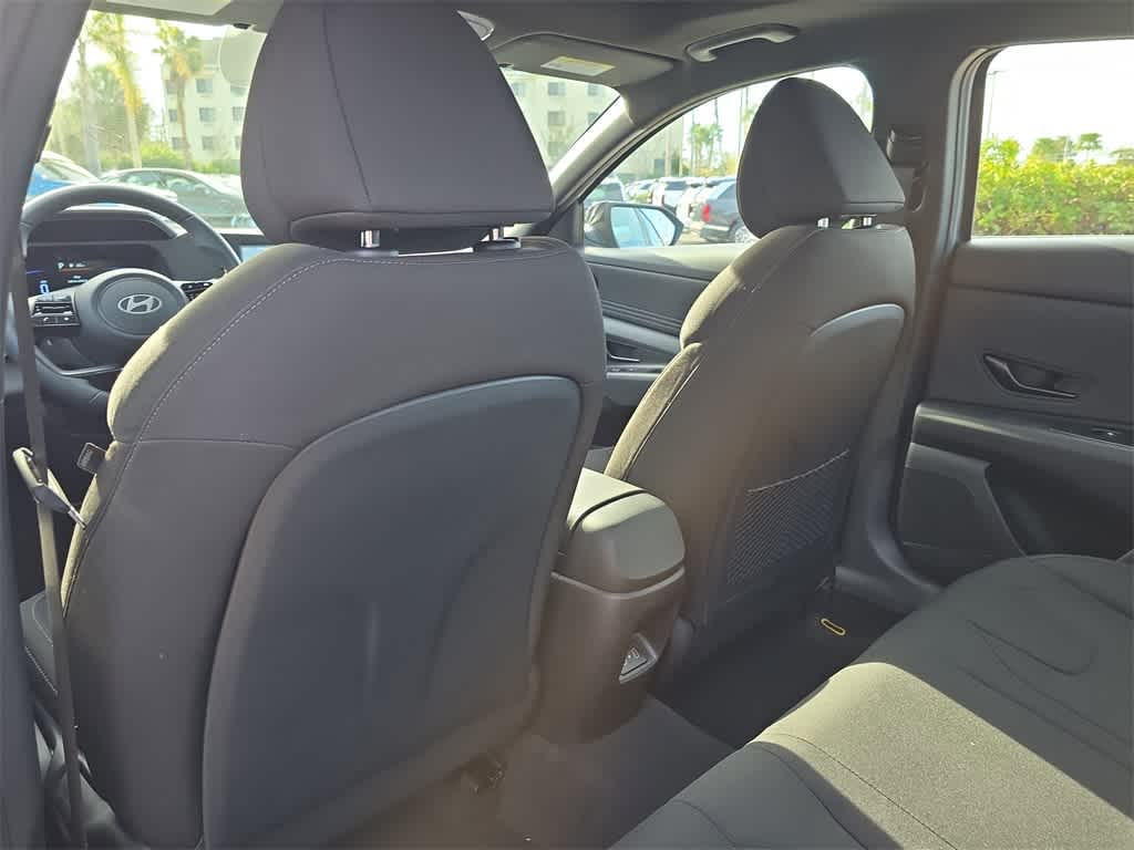 Thumbnail: 2026 Hyundai Elantra - 18