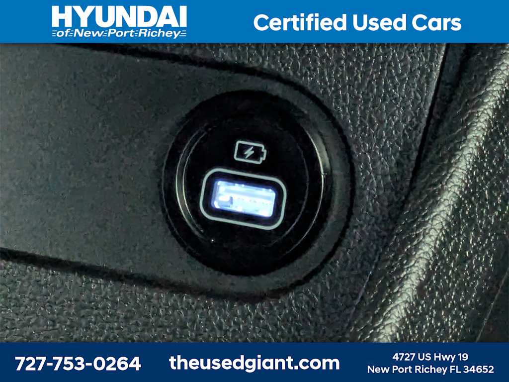 Thumbnail: 2022 Hyundai Santa Fe - 29