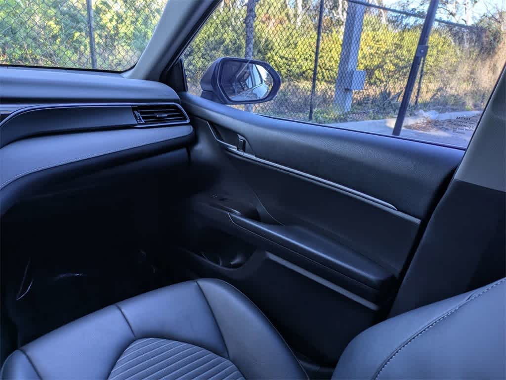 Thumbnail: 2023 Toyota Camry - 18