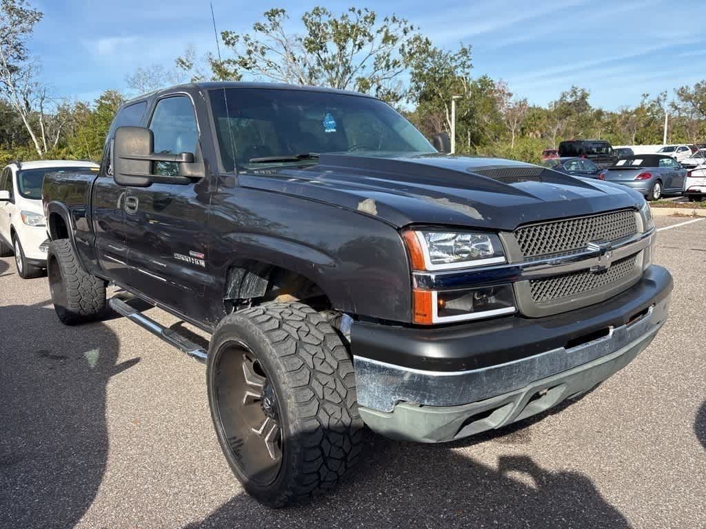 Thumbnail: 2003 Chevrolet Silverado 2500 - 4