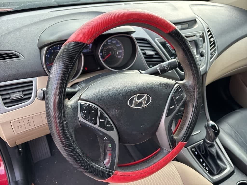 Thumbnail: 2015 Hyundai Elantra - 9