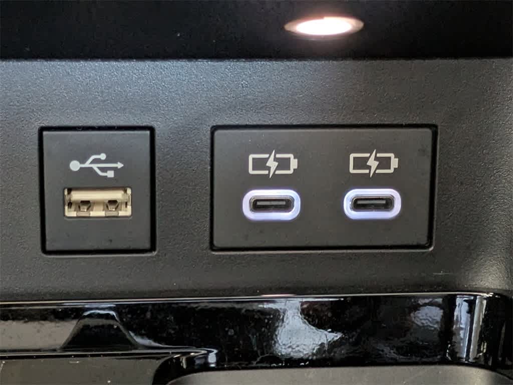 Thumbnail: 2025 Toyota Camry - 28