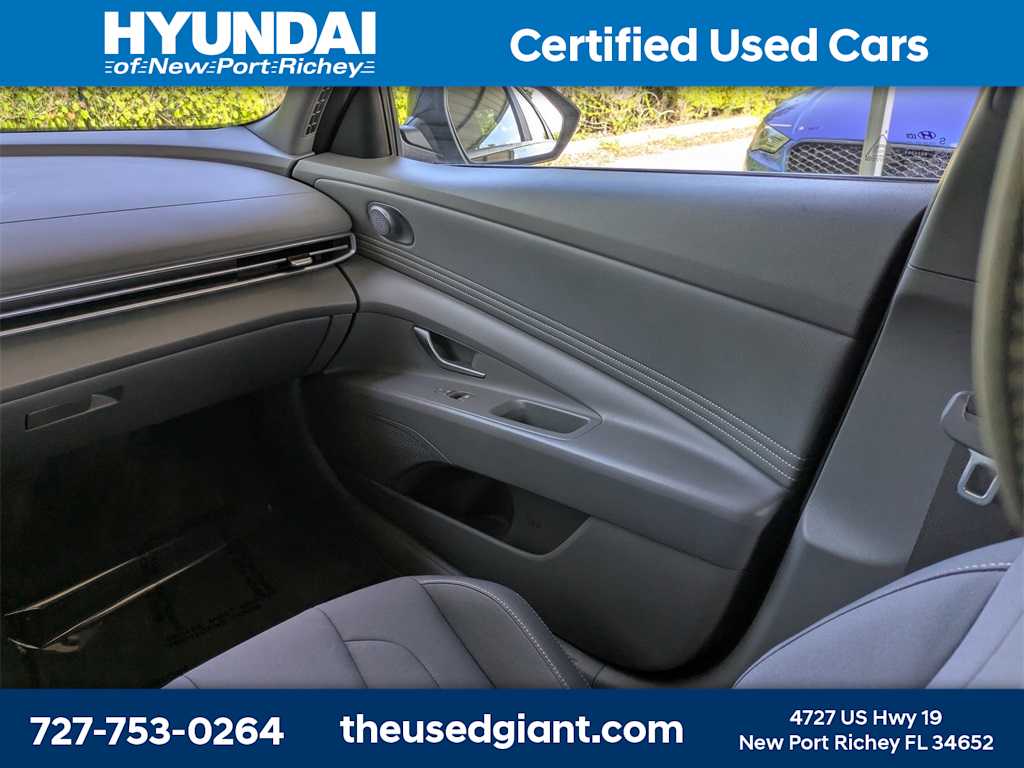 Thumbnail: 2023 Hyundai Elantra - 16