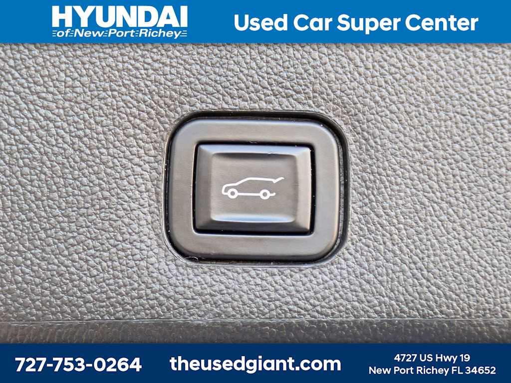 Thumbnail: 2015 Cadillac SRX - 13