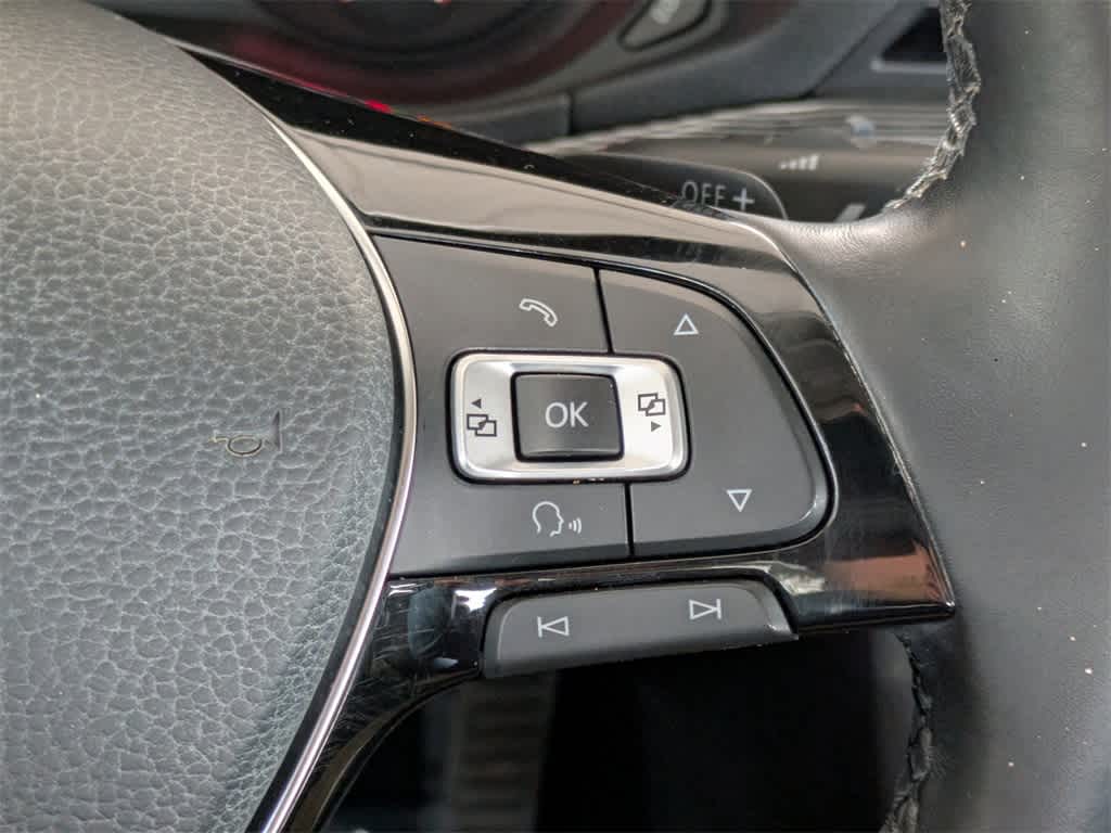 Thumbnail: 2020 Volkswagen Passat - 28