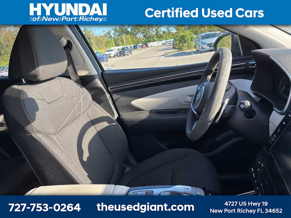 Thumbnail: 2022 Hyundai Tucson - 8