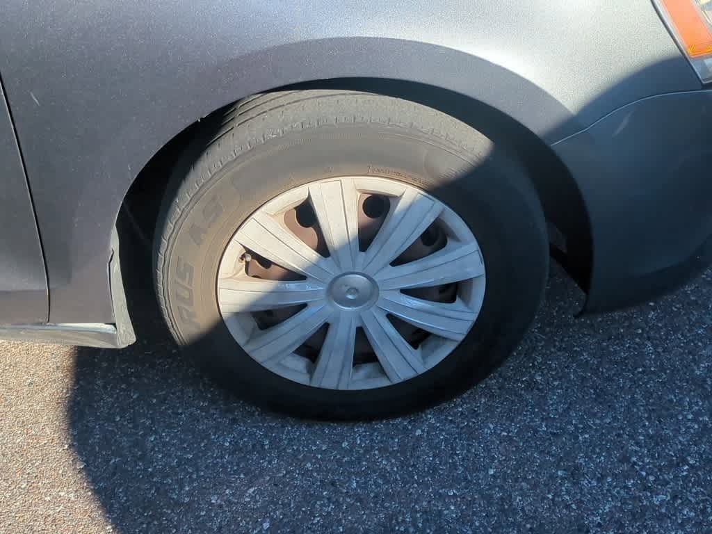 Thumbnail: 2013 Volkswagen Jetta - 5