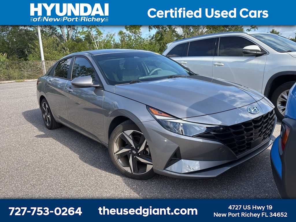 Thumbnail: 2023 Hyundai Elantra - 4