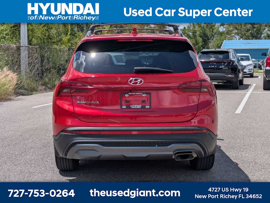 Thumbnail: 2022 Hyundai Santa Fe - 4