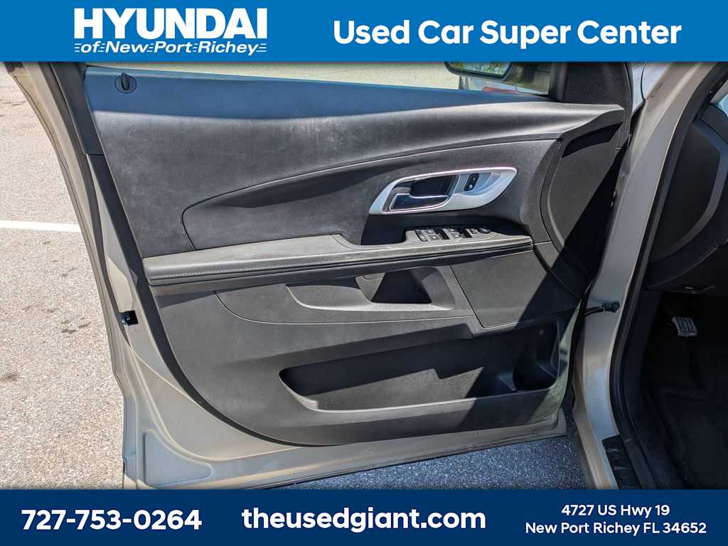 Thumbnail: 2012 Chevrolet Equinox - 9