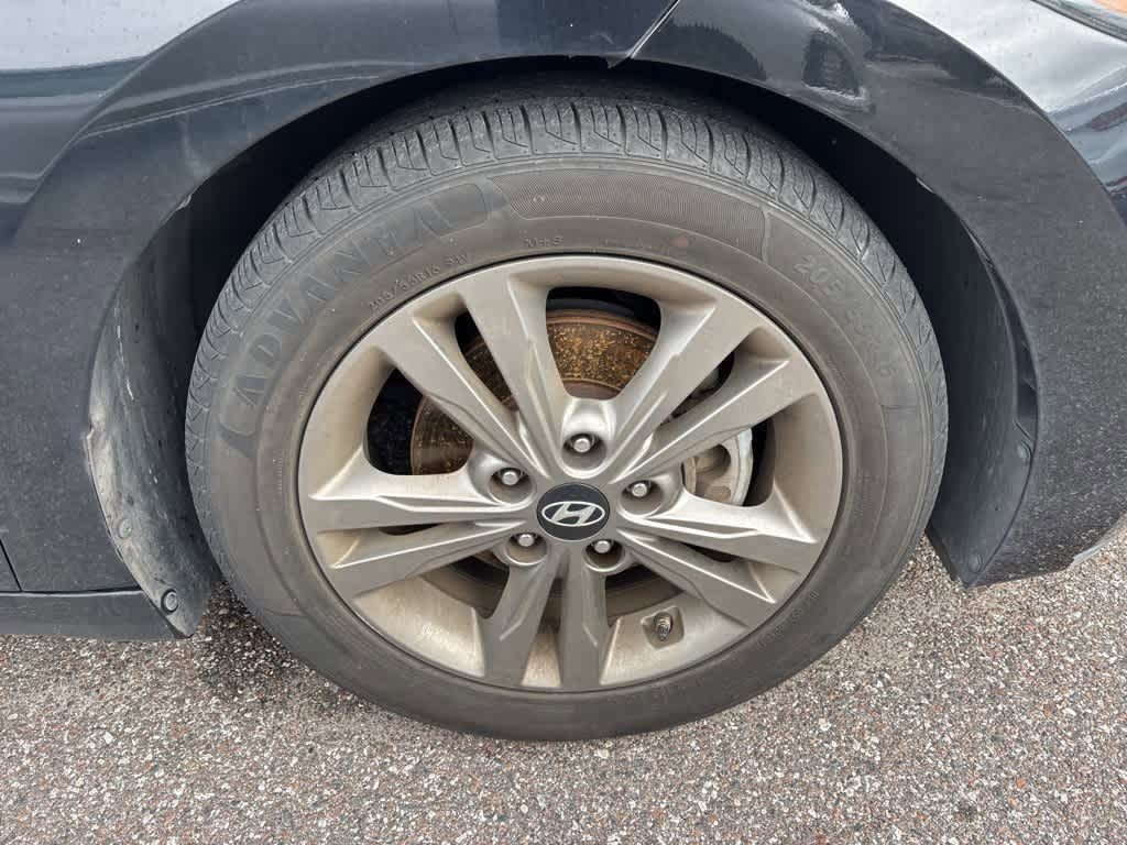 Thumbnail: 2018 Hyundai Elantra - 5