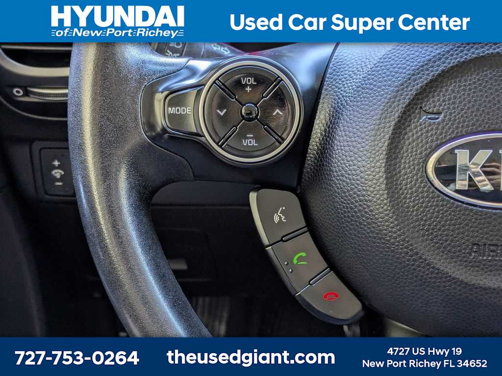 Thumbnail: 2015 Kia Soul - 25