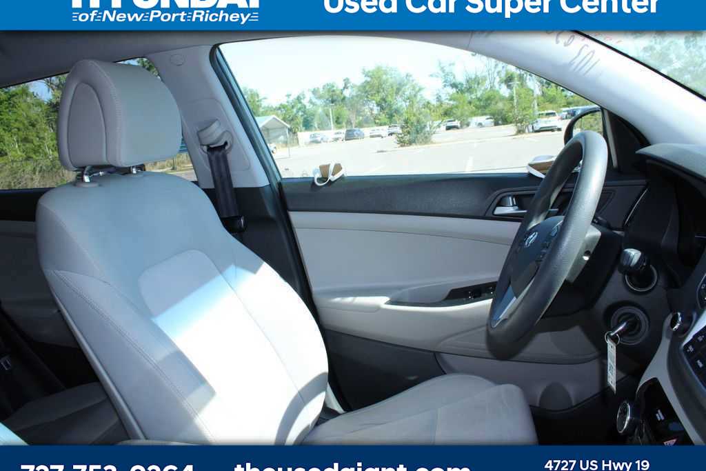 Thumbnail: 2017 Hyundai Tucson - 7