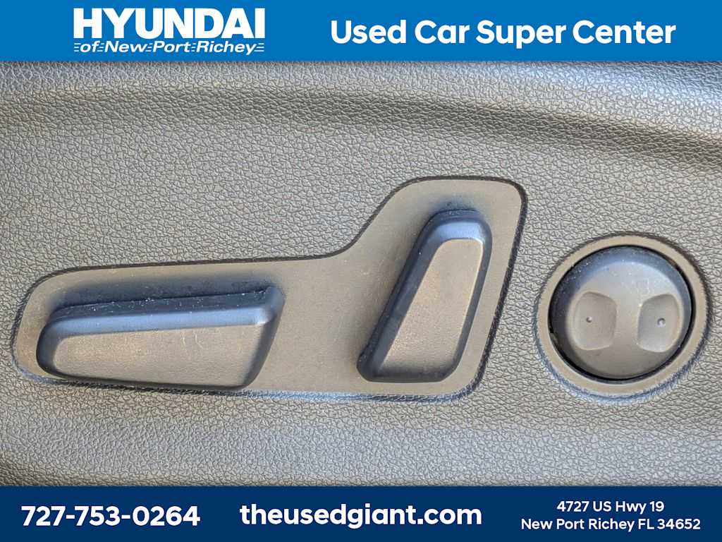 Thumbnail: 2021 Hyundai Tucson - 24