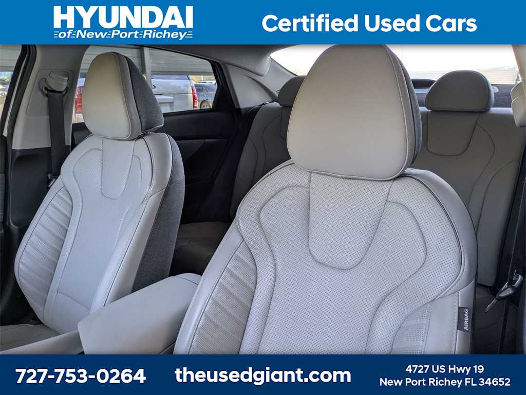 Thumbnail: 2022 Hyundai Elantra - 7