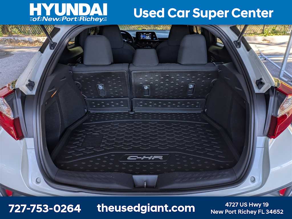 Thumbnail: 2018 Toyota C-HR - 12