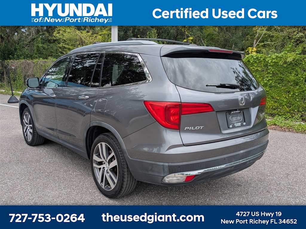 Thumbnail: 2016 Honda Pilot - 3