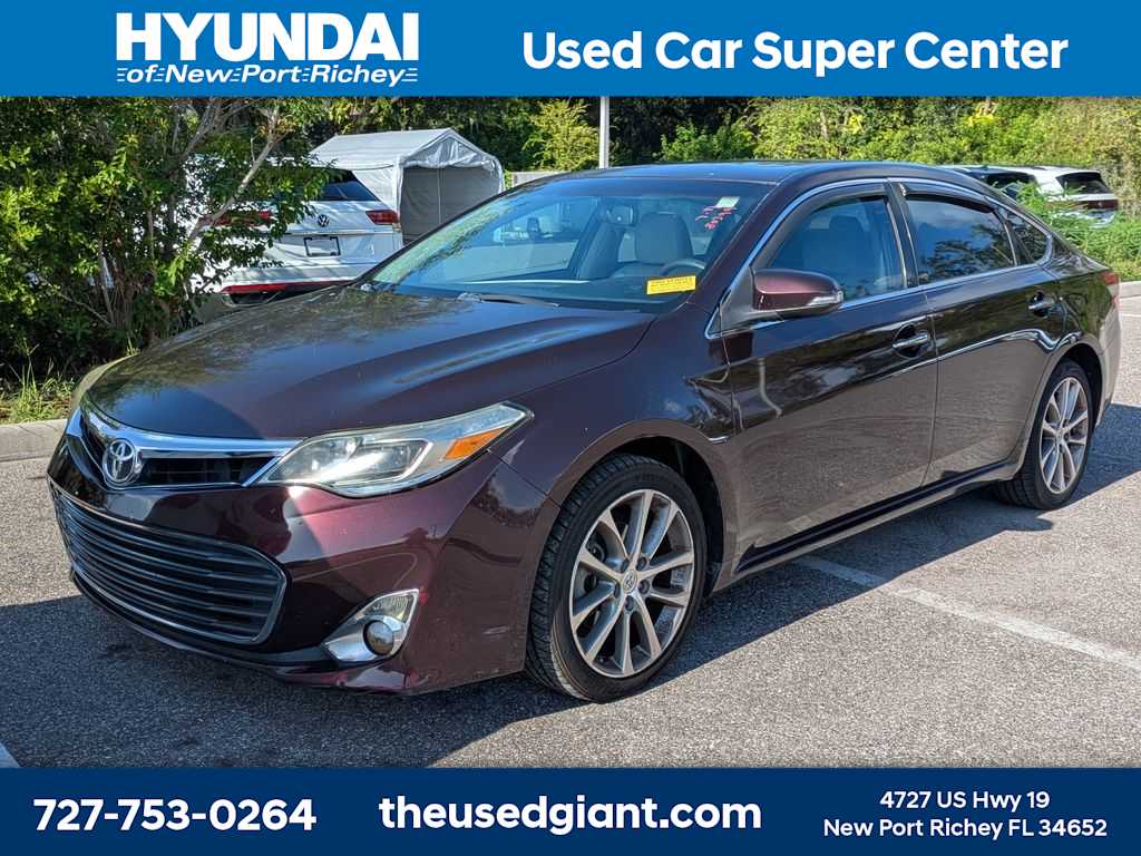 Thumbnail: 2015 Toyota Avalon - 1