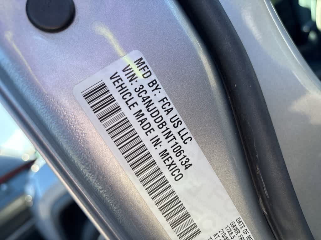 Thumbnail: 2022 Jeep Compass - 13