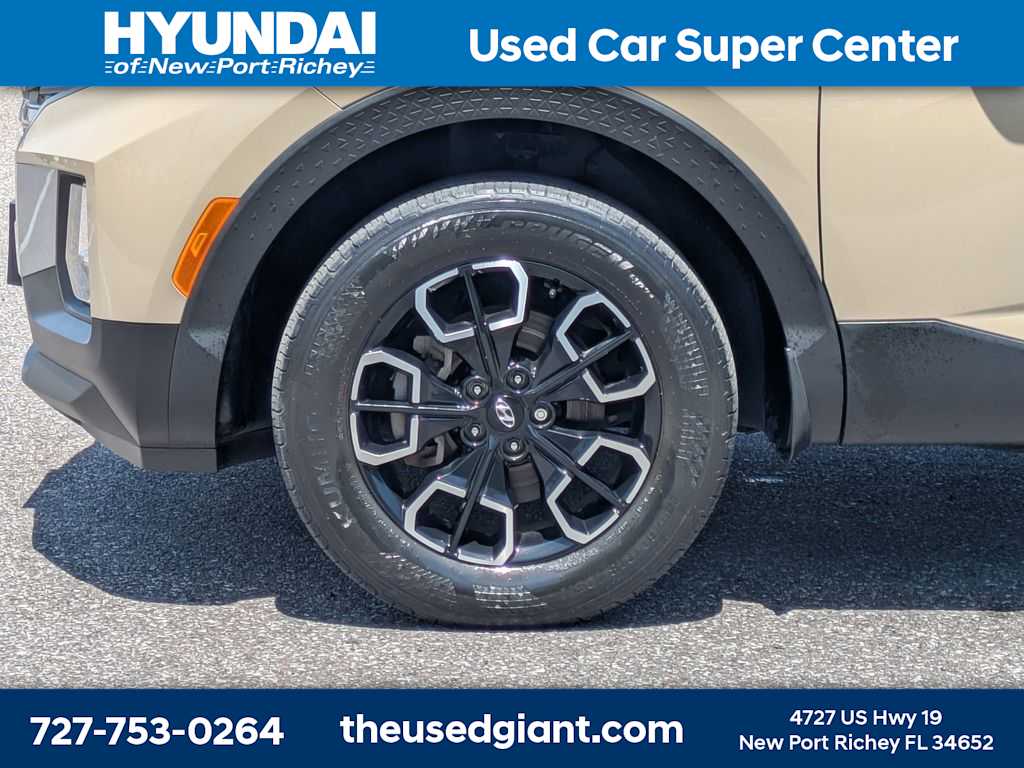 Thumbnail: 2023 Hyundai Santa Cruz - 10