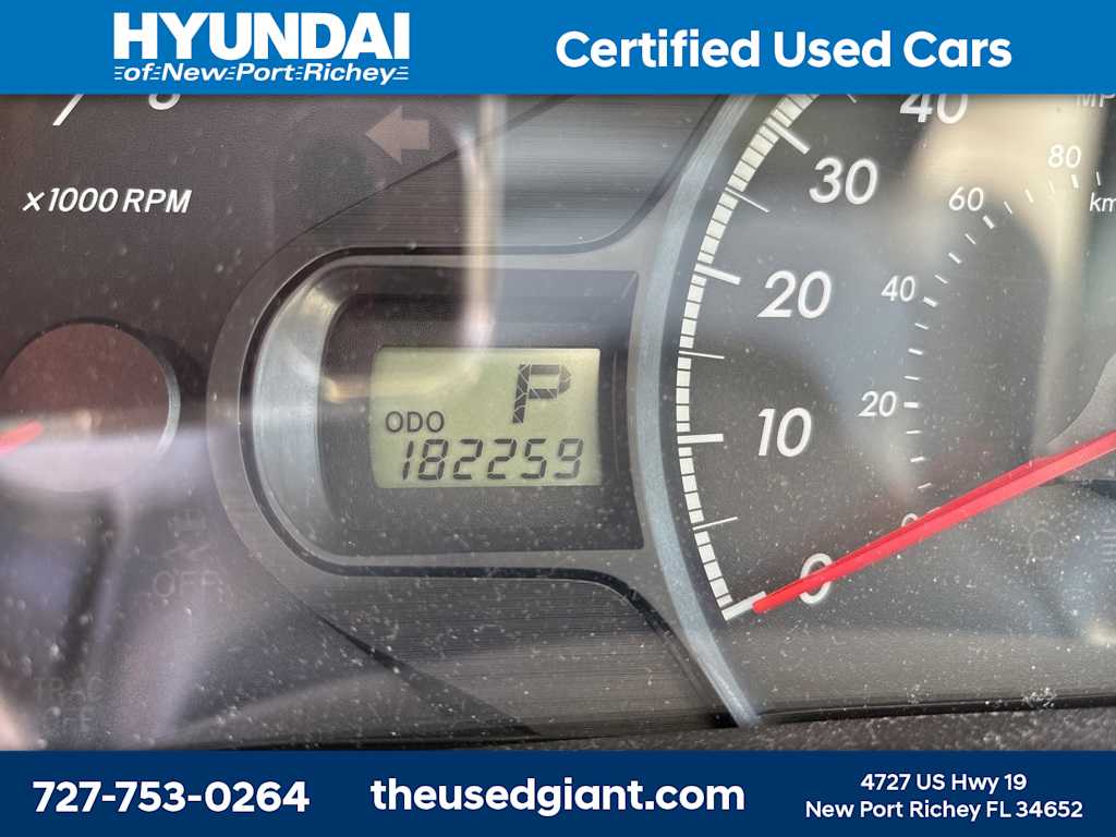 Thumbnail: 2013 Toyota Sienna - 12