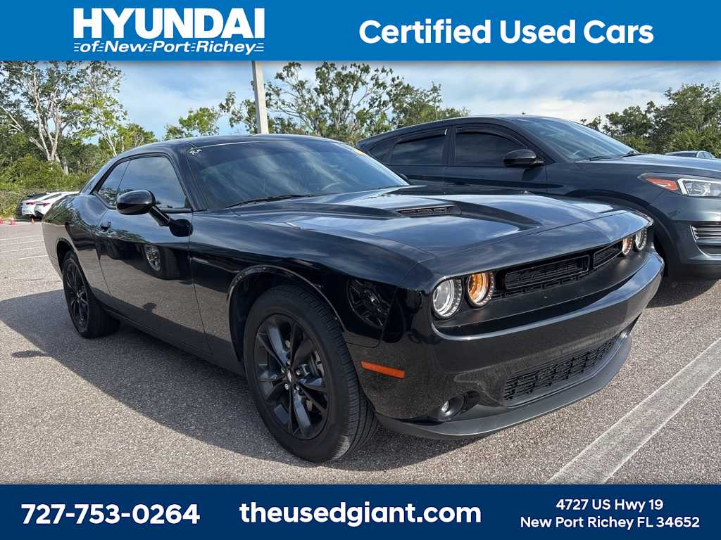 Thumbnail: 2022 Dodge Challenger - 4