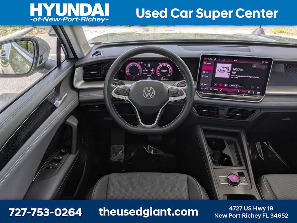 Thumbnail: 2025 Volkswagen Tiguan - 21