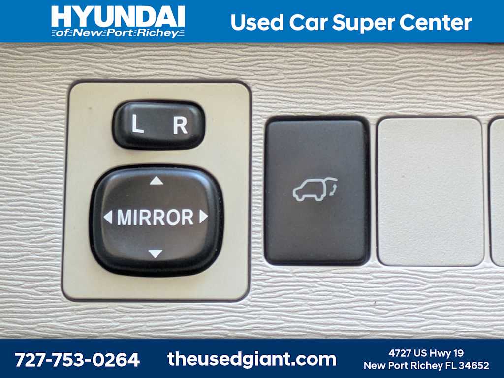 Thumbnail: 2009 Toyota Venza - 27