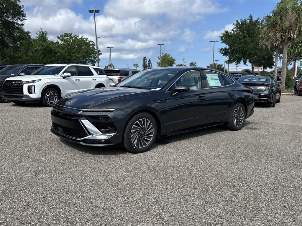 Thumbnail: 2025 Hyundai Sonata - 2