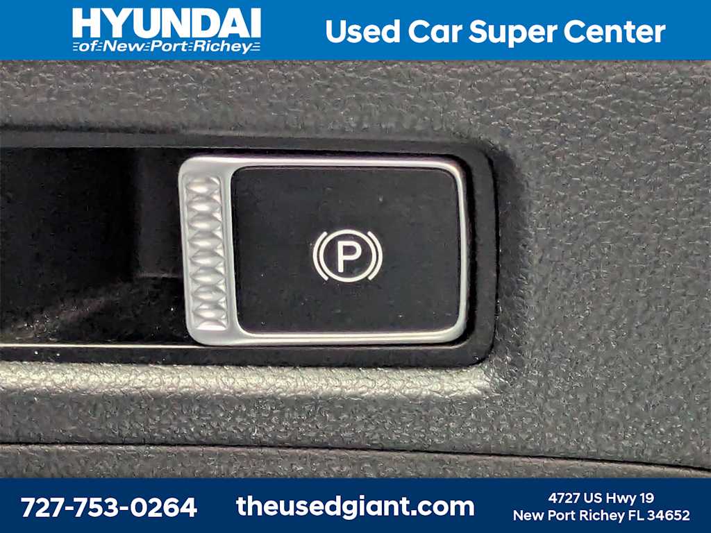 Thumbnail: 2021 Hyundai Santa Fe - 25