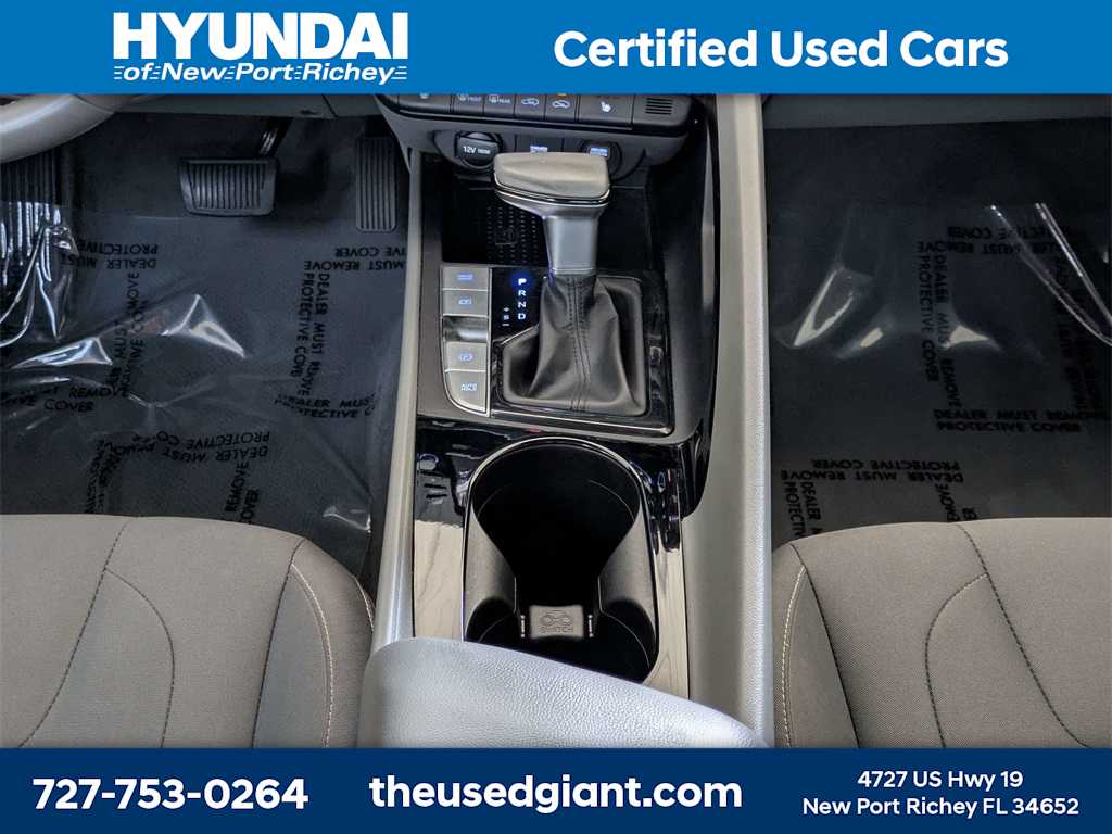 Thumbnail: 2022 Hyundai Elantra - 18