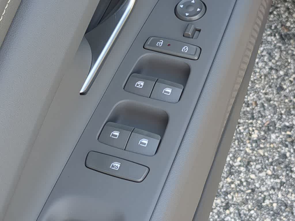 Thumbnail: 2026 Hyundai Elantra - 17