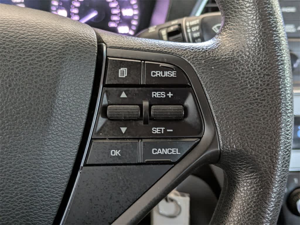 Thumbnail: 2015 Hyundai Sonata - 25