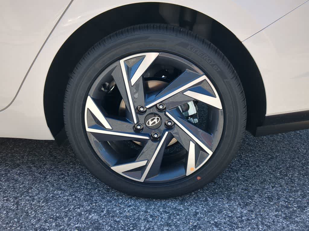 Thumbnail: 2026 Hyundai Elantra - 14