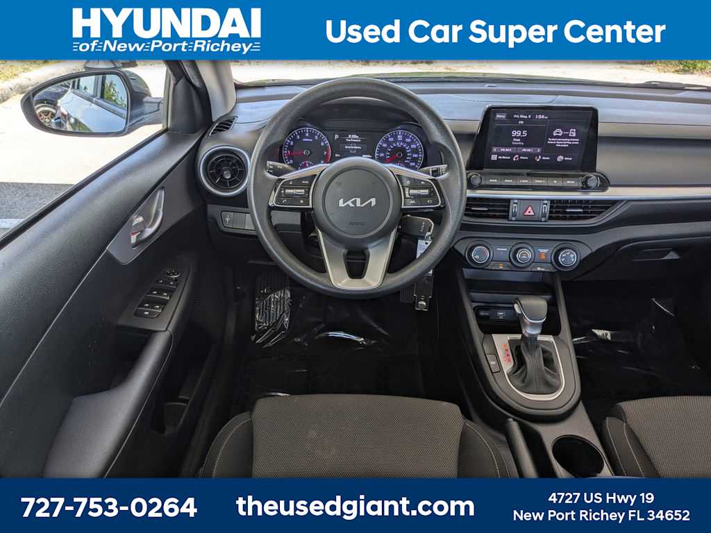 Thumbnail: 2024 Kia Forte - 15