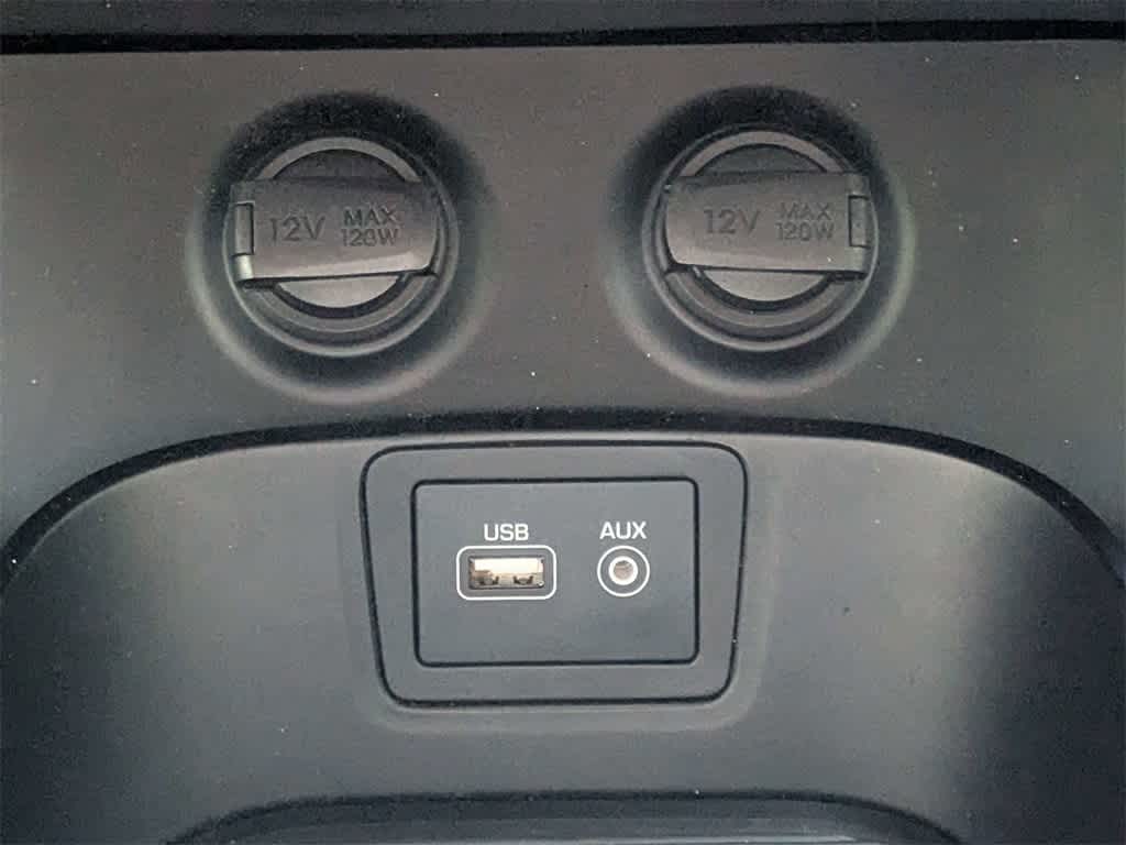 Thumbnail: 2017 Hyundai Santa Fe - 29