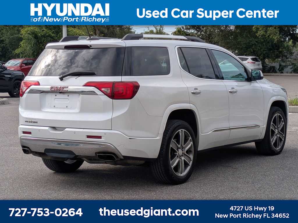 Thumbnail: 2017 GMC Acadia - 5