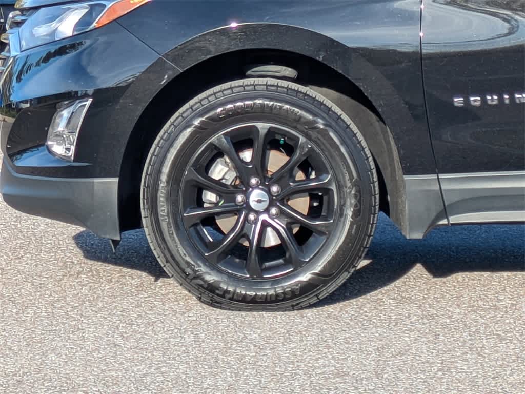 Thumbnail: 2021 Chevrolet Equinox - 10