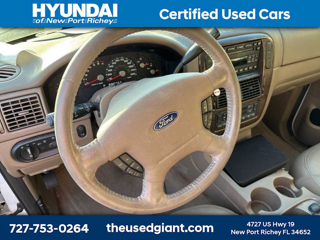 Thumbnail: 2004 Ford Explorer - 11