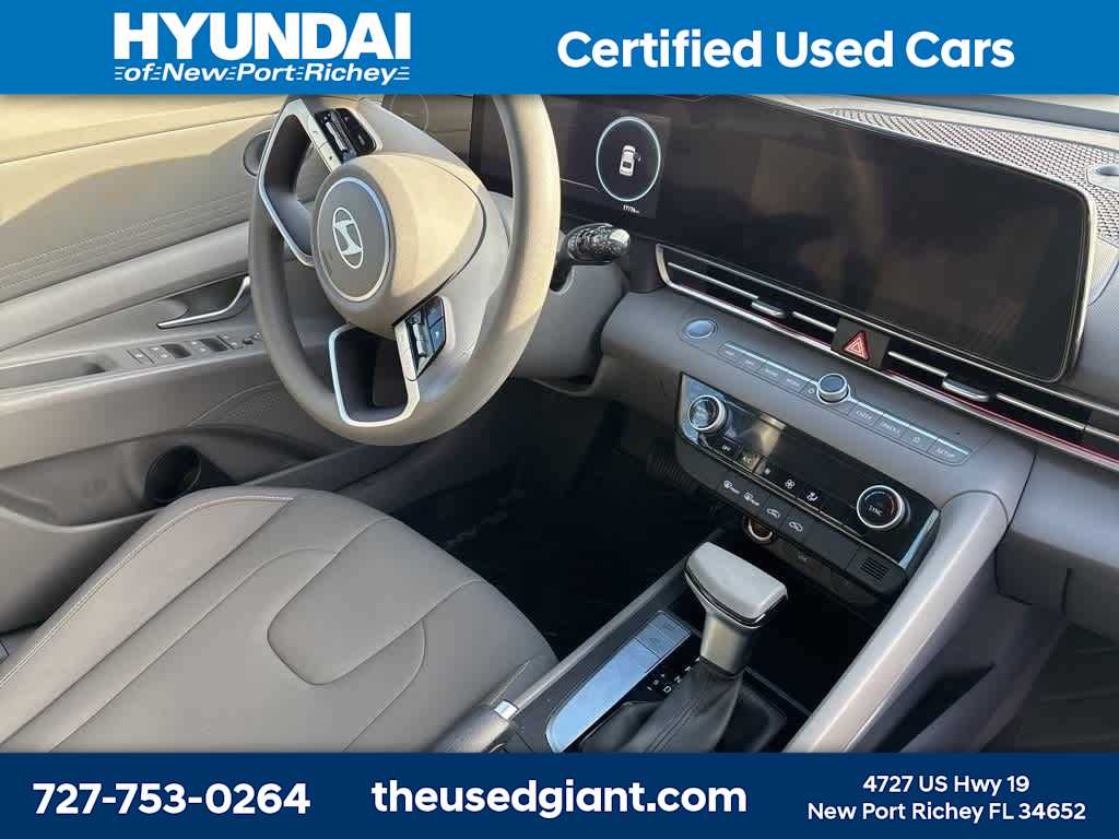 Thumbnail: 2024 Hyundai Elantra - 6