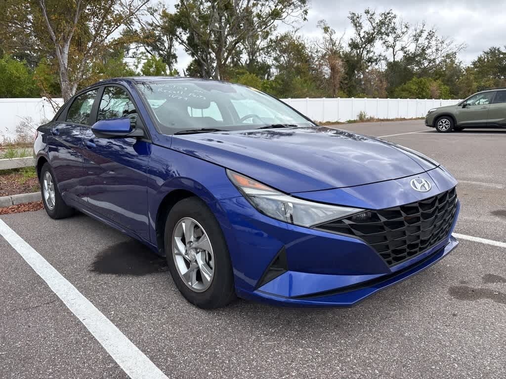 Used 2021 Hyundai Elantra SE Sedan