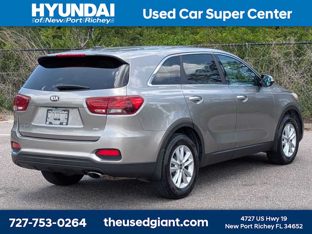 Thumbnail: 2019 Kia Sorento - 5