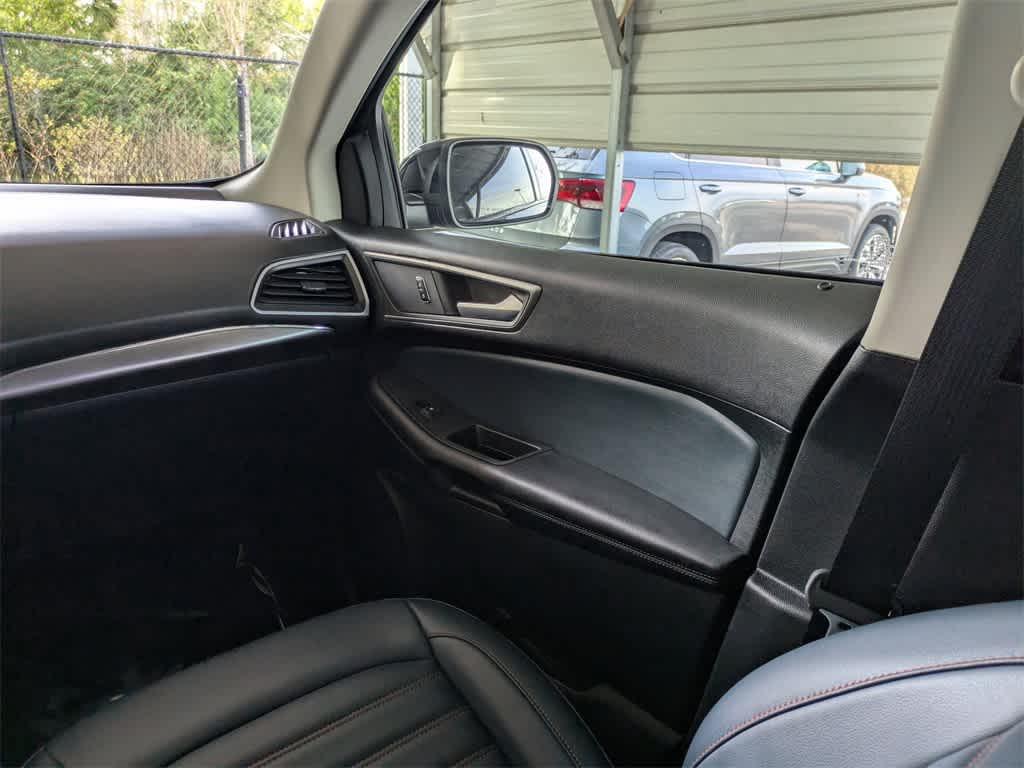 Thumbnail: 2023 Ford Edge - 23