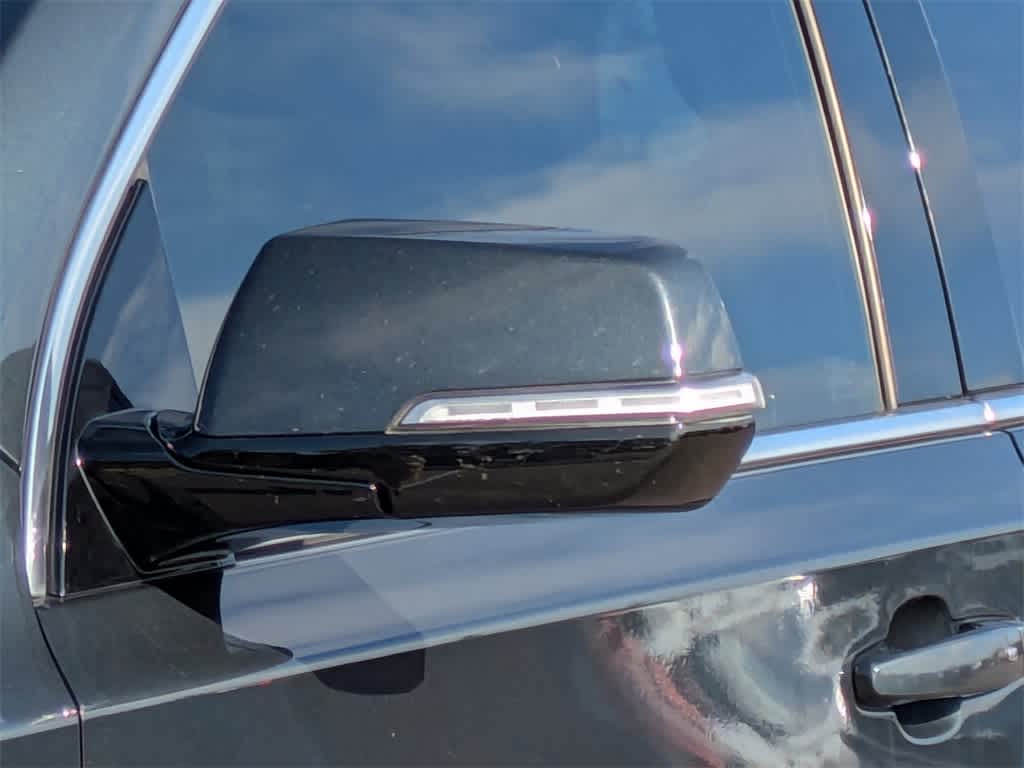 Thumbnail: 2020 Chevrolet Traverse - 11