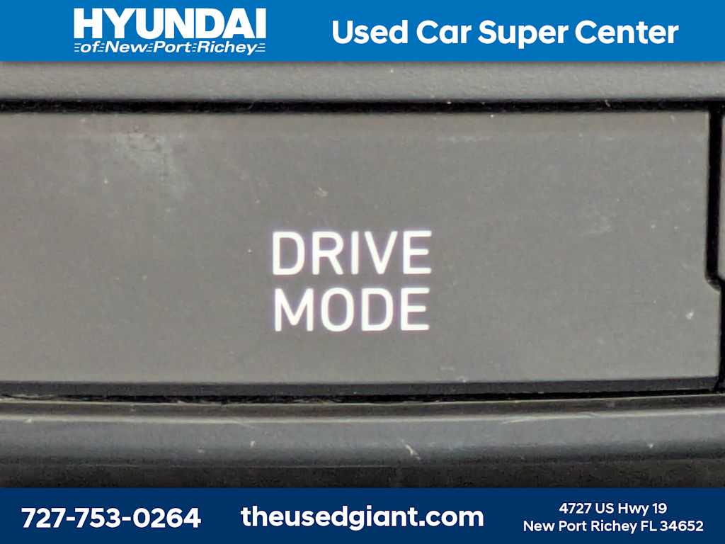 Thumbnail: 2021 Hyundai Accent - 21