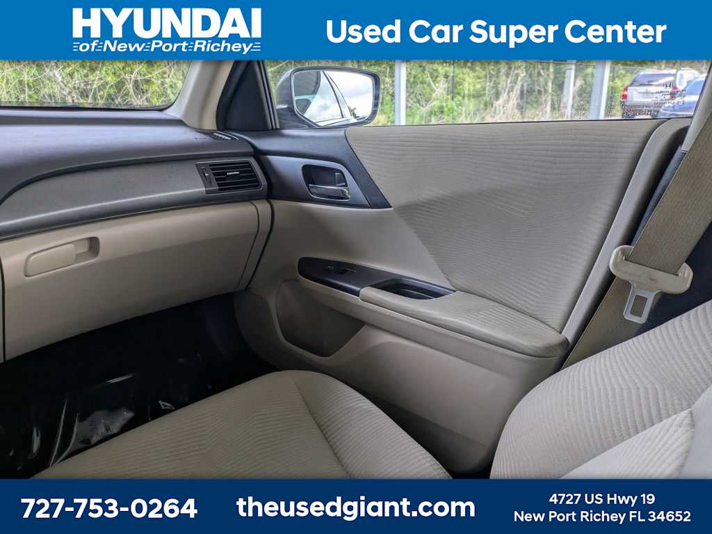 Thumbnail: 2015 Honda Accord - 16